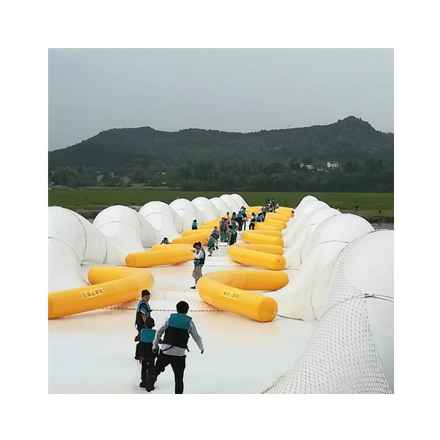 芜湖蹦床桥农庄游乐场景区新的项目新款充气蹦床桥制作厂家热门